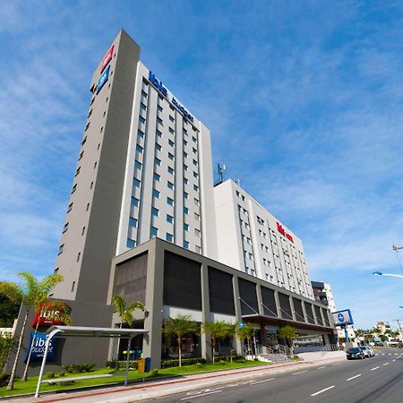 Ibis Navegantes Itajai Hotel Exterior photo