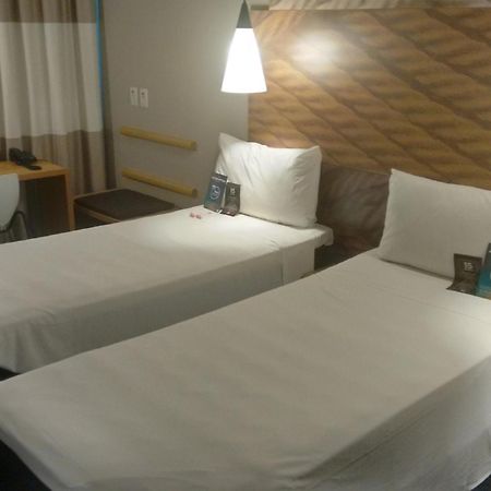Ibis Navegantes Itajai Hotel Exterior photo