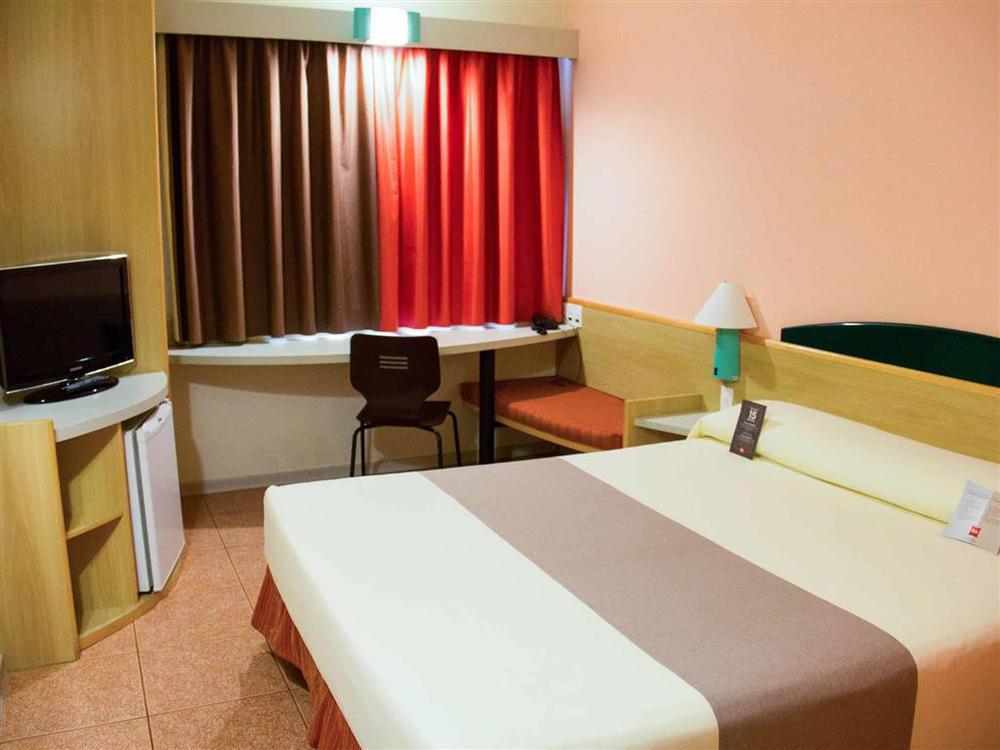 Ibis Navegantes Itajai Hotel Room photo
